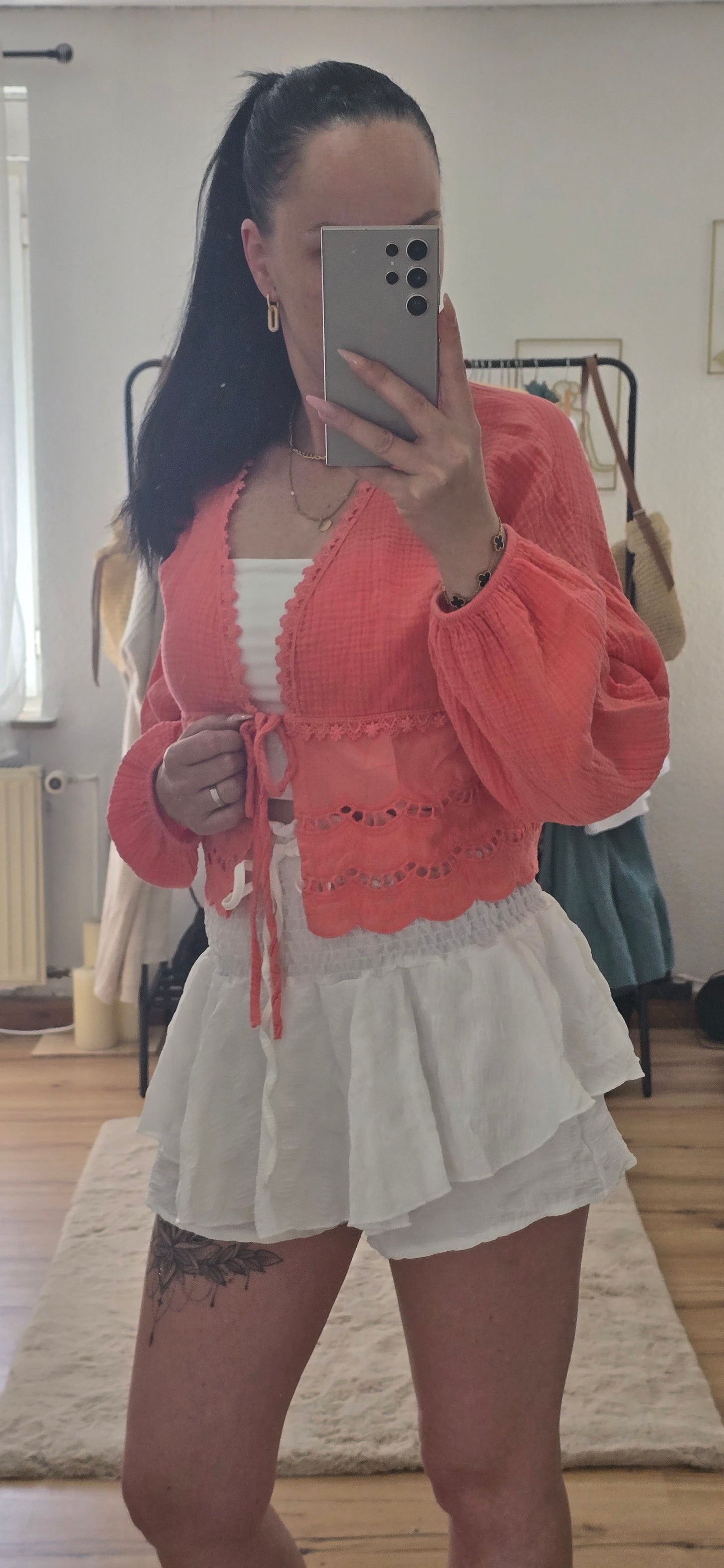 Baumwollgaze Bluse mit Stickdetail -KORA-